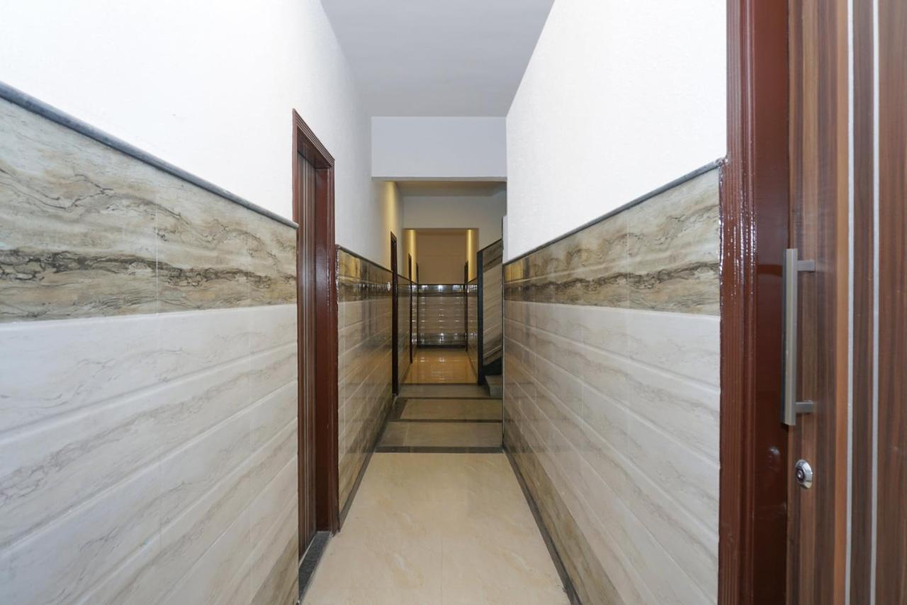 Oyo Flagship 74392 Hotel Mahesh Residency Hyderabad Ngoại thất bức ảnh