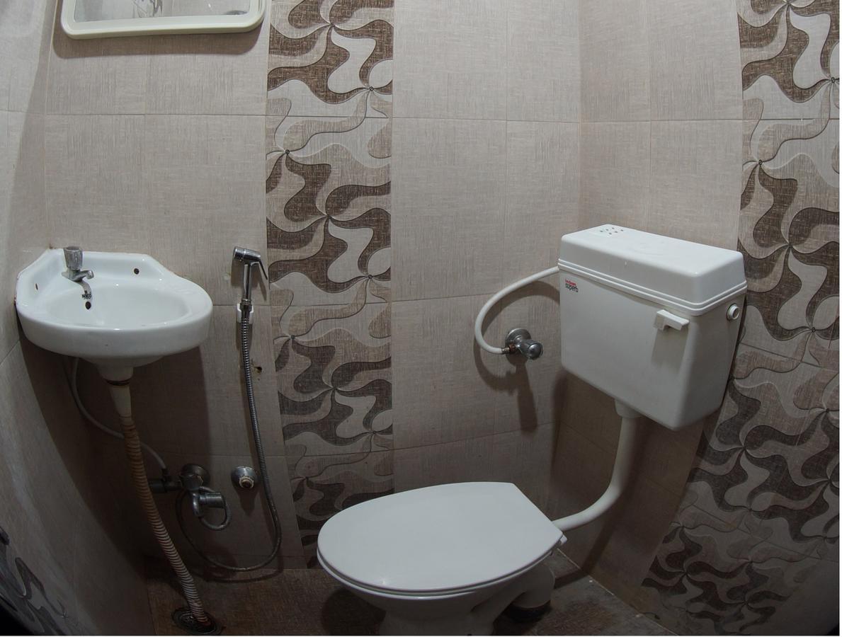 Oyo Flagship 74392 Hotel Mahesh Residency Hyderabad Ngoại thất bức ảnh